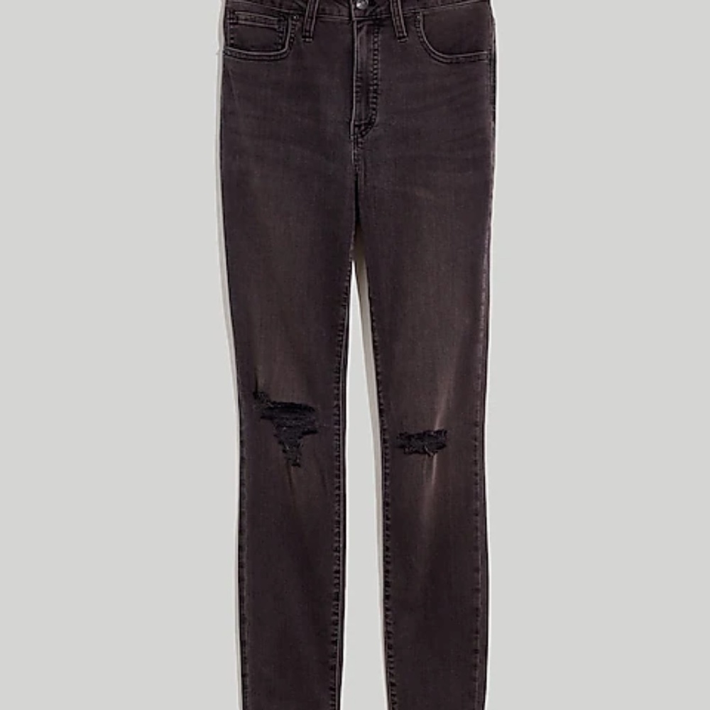 Petite Curvy High-Rise Skinny Jeans in Black Sea - Picture 4 of 4